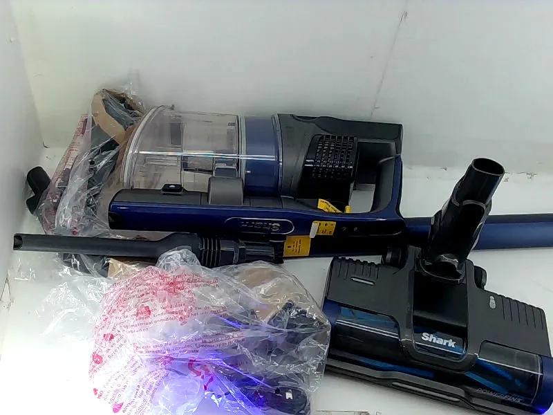 Shark Detachable Vacuum Cleaner with Accessories