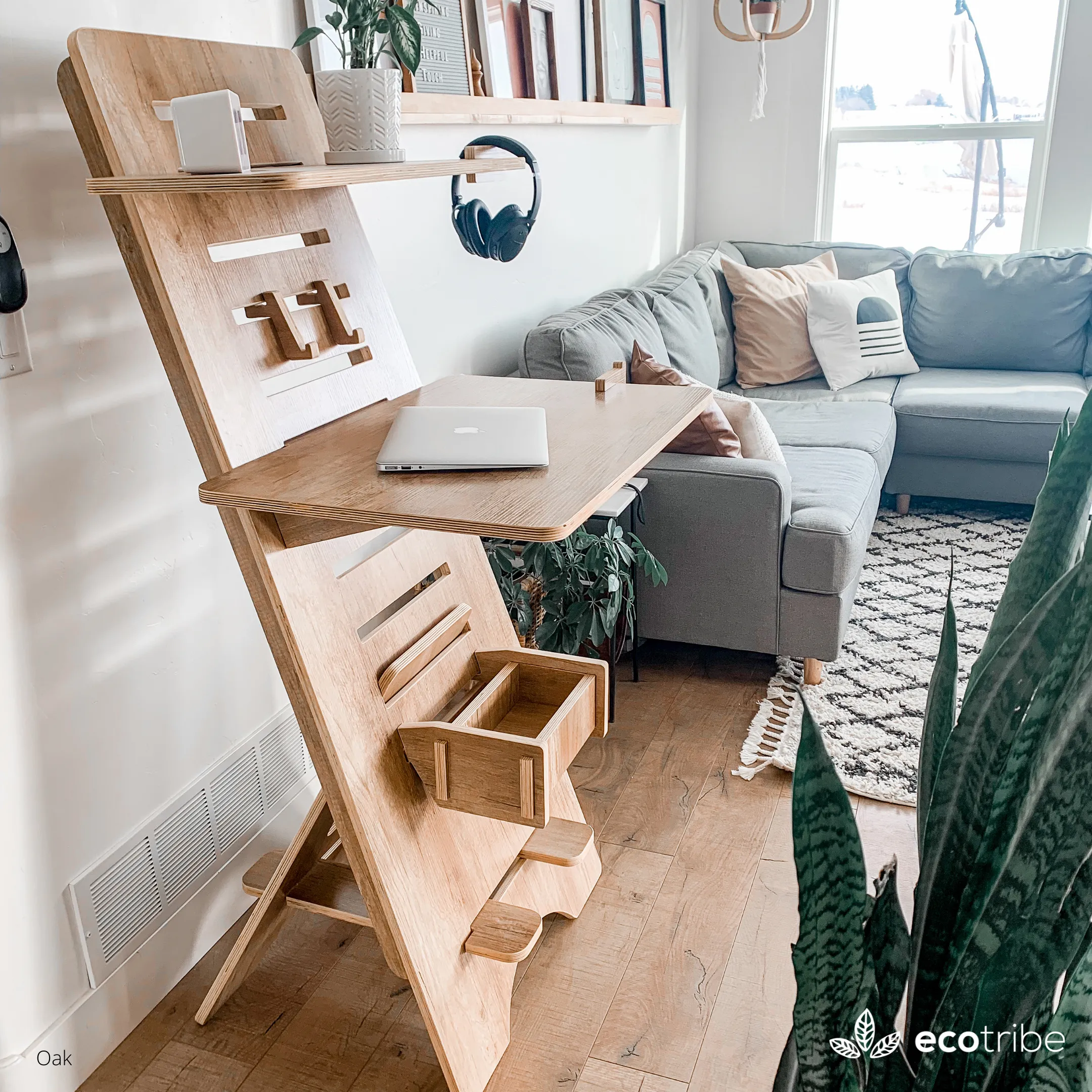 Stand Up Desk - by Ecotribe